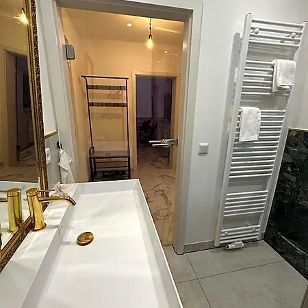 Whirlpool-zimmer-vip * ディーツ